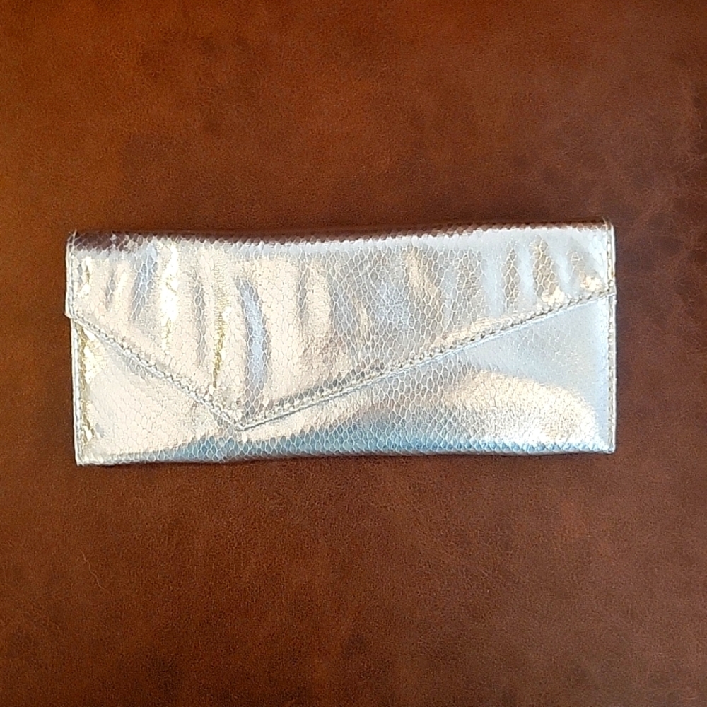 2B Bebe silver clutch